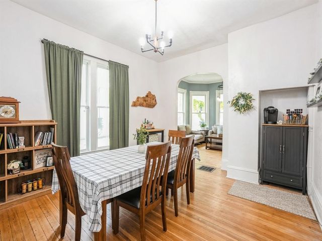 1903 Mondamin Avenue, Des Moines, IA 50314