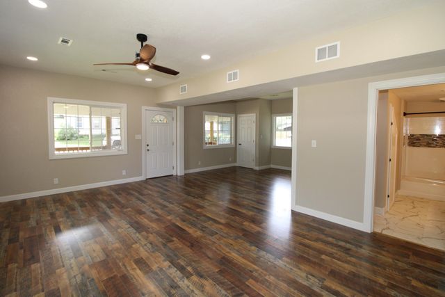 401 S Alleghany St, El Dorado, KS 67042