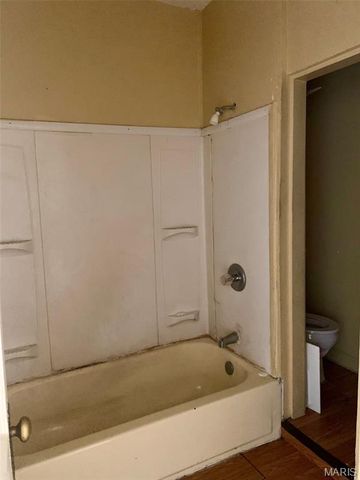 5811 Helen Avenue, Jennings, MO 63136