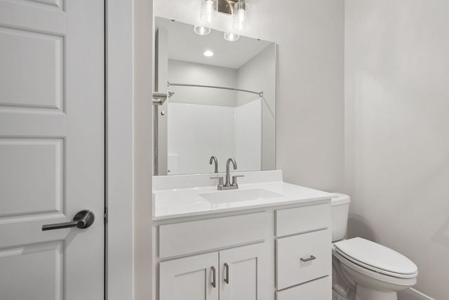 4 FRANK Court, Le Claire, IA 52753