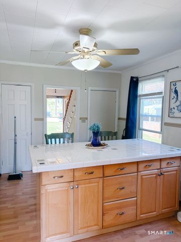 599 Vauxhall St Extension, Waterford, CT 06385