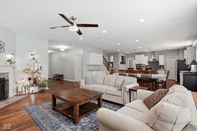 5521 Arrowgrass Court, Noblesville, IN 46062