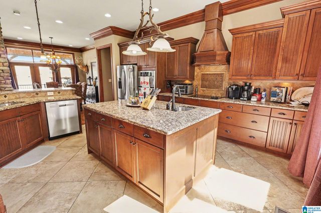1111 COUNTY ROAD 546, Verbena, AL 36091