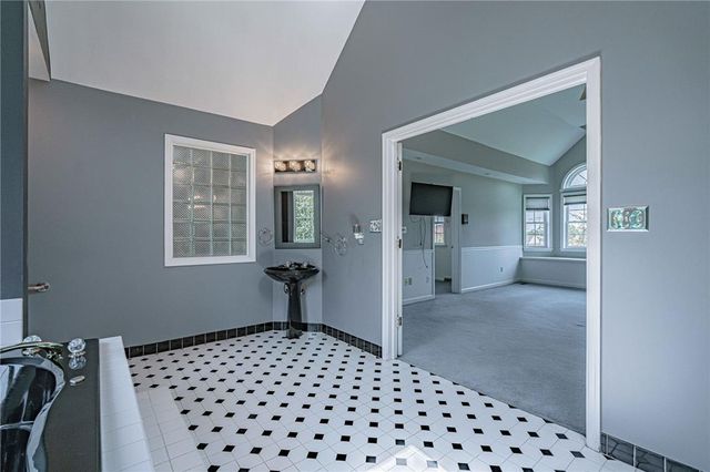948 Brookside Road rear, Lower Macungie Twp, PA 18106