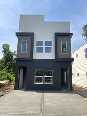 968 South Lane A/B, Houston, TX 77088
