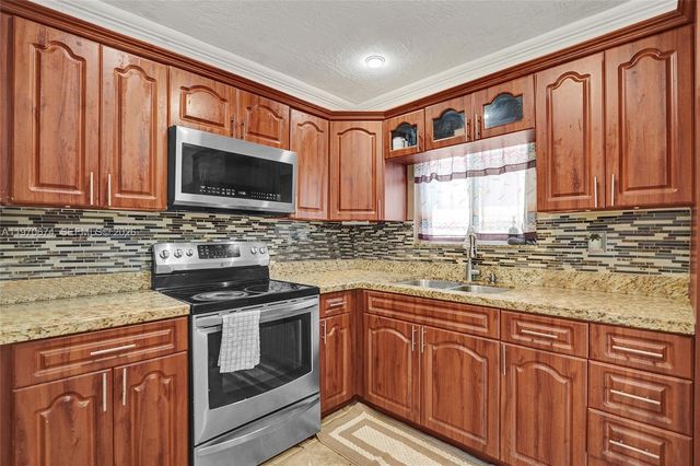 17110 NW 19th Ave, Miami Gardens, FL 33056