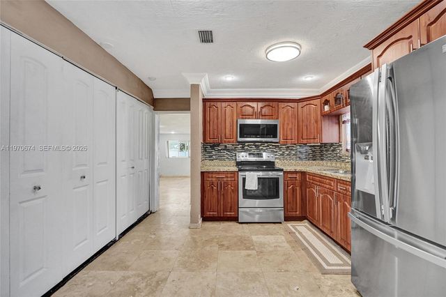 17110 NW 19th Ave, Miami Gardens, FL 33056