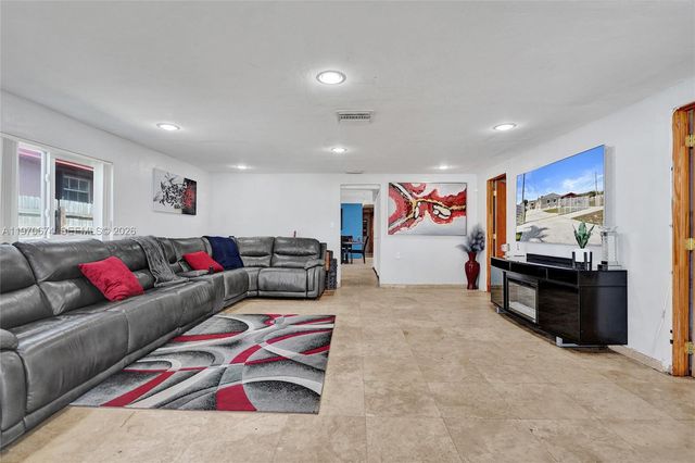 17110 NW 19th Ave, Miami Gardens, FL 33056