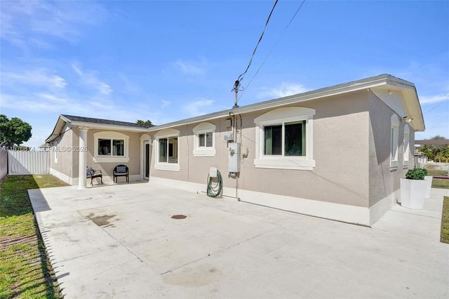 17110 NW 19th Ave, Miami Gardens, FL 33056