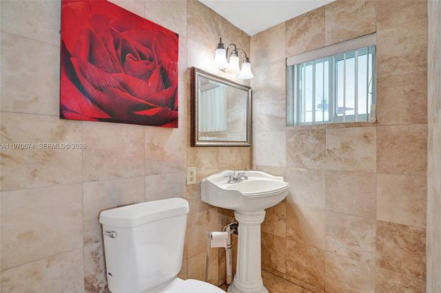 17110 NW 19th Ave, Miami Gardens, FL 33056