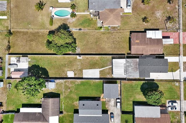 17110 NW 19th Ave, Miami Gardens, FL 33056