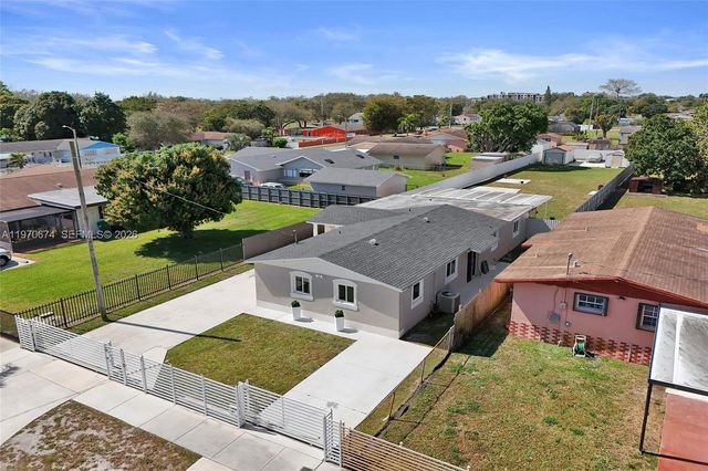 17110 NW 19th Ave, Miami Gardens, FL 33056