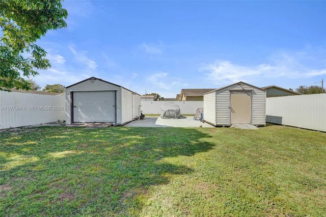 17110 NW 19th Ave, Miami Gardens, FL 33056