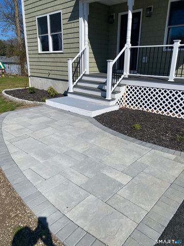 277 Alba Avenue, Bridgeport, CT 06606