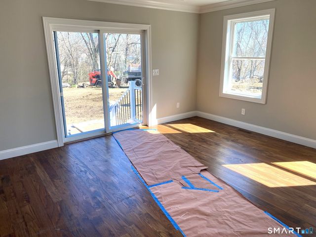 277 Alba Avenue, Bridgeport, CT 06606