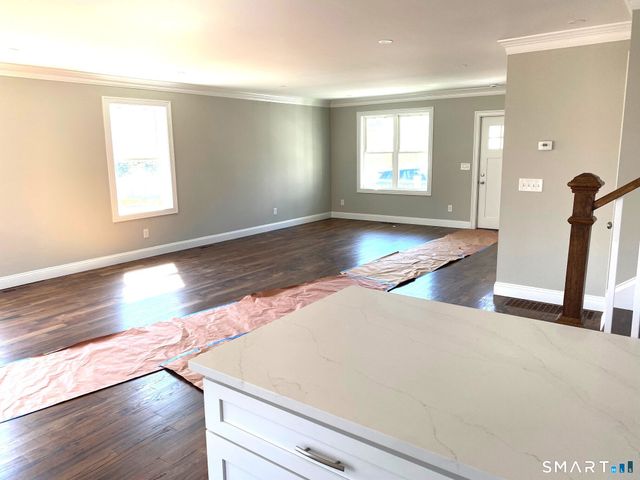 277 Alba Avenue, Bridgeport, CT 06606