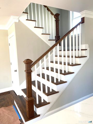 277 Alba Avenue, Bridgeport, CT 06606