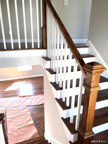 277 Alba Avenue, Bridgeport, CT 06606