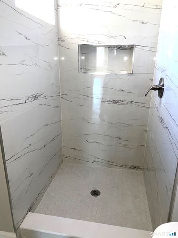 277 Alba Avenue, Bridgeport, CT 06606