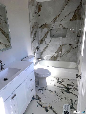 277 Alba Avenue, Bridgeport, CT 06606