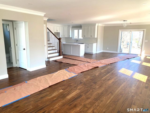 277 Alba Avenue, Bridgeport, CT 06606