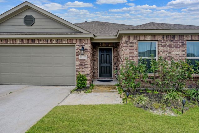 15127 Willow Tree Lane, New Caney, TX 77357