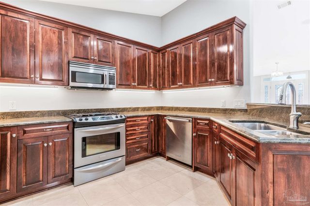 1712 Eagle Ter, Cantonment, FL 32533