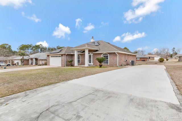 1712 Eagle Ter, Cantonment, FL 32533