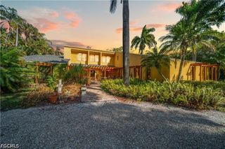 184 W Mariana AVE, North Fort Myers, FL 33903