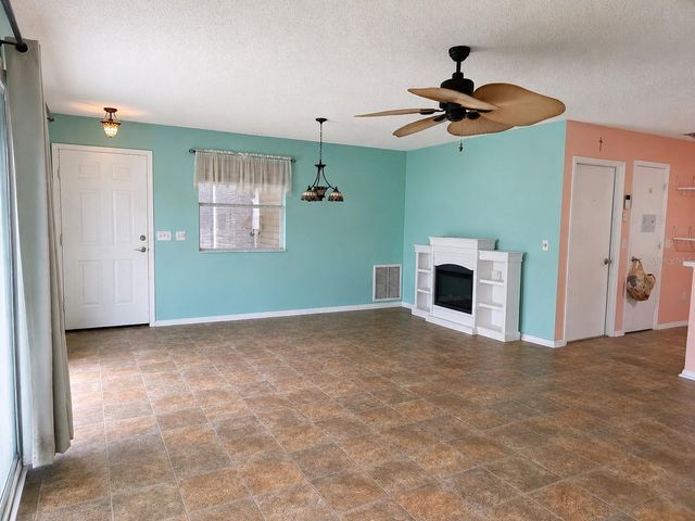481 HILDALGO DRIVE, The Villages, FL 32159