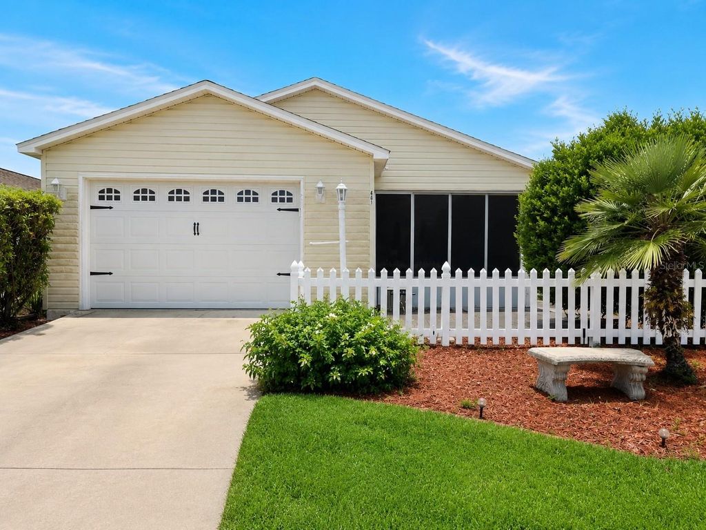481 HILDALGO DRIVE, The Villages, FL 32159