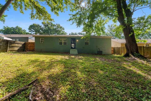 4053 HALIBURTON ST, Memphis, TN 38128