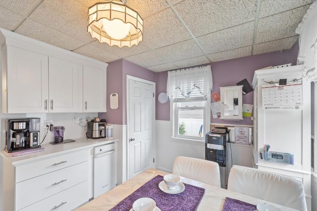 75 Maple Road, Tewksbury, MA 01876