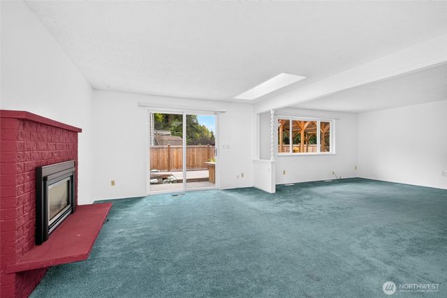 11725 47th Drive NE, Marysville, WA 98271
