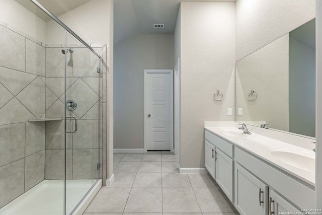 1120 Eagle Crossing, Seguin, TX 78155