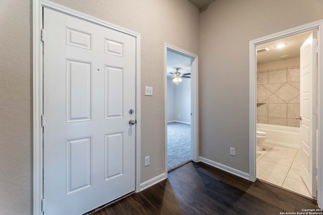 1120 Eagle Crossing, Seguin, TX 78155