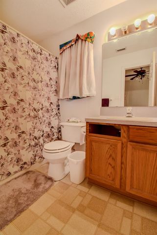 1144 Thomas Drive, Angleton, TX 77515