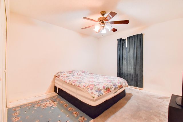 1144 Thomas Drive, Angleton, TX 77515