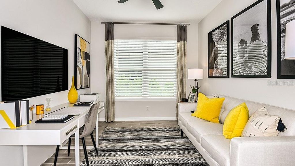 Image 19 of property listing at 8616 SNOWFALL STREET, Sarasota, FL 34241