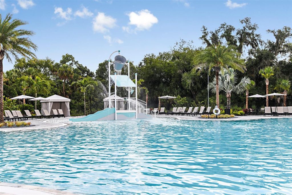 Image 40 of property listing at 8616 SNOWFALL STREET, Sarasota, FL 34241