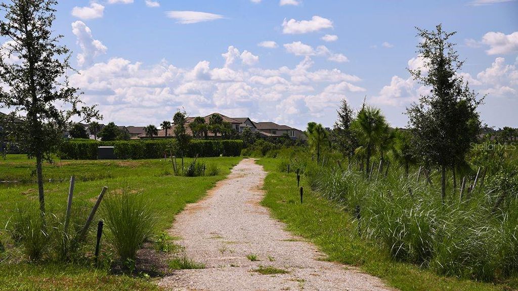 Image 52 of property listing at 8616 SNOWFALL STREET, Sarasota, FL 34241