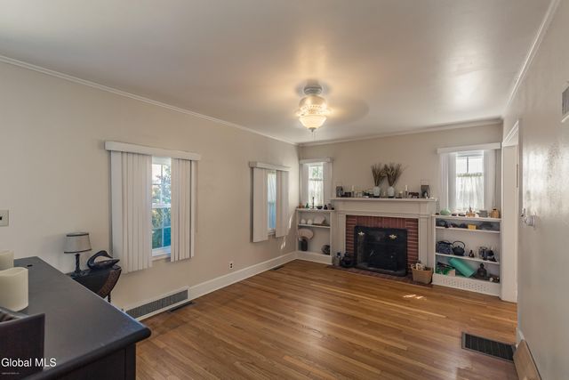 11 Wooster Street, Gloversville, NY 12078