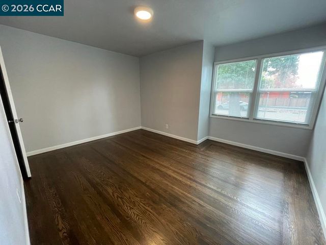 2100 94Th Ave, Oakland, CA 94603