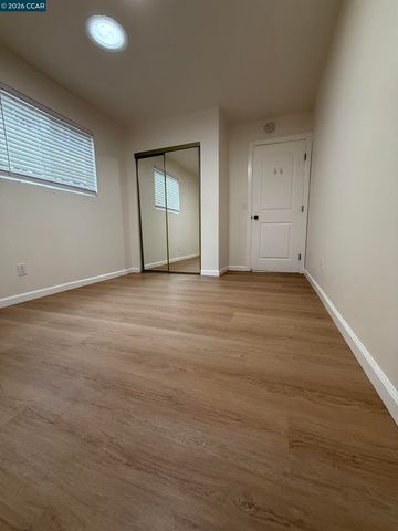 2100 94Th Ave, Oakland, CA 94603