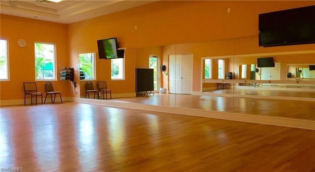 28064 Cavendish CT # 2404, Bonita Springs, FL 34135