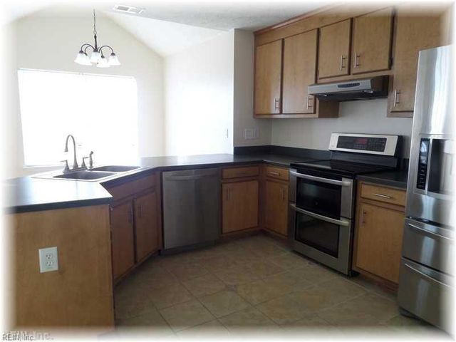 106 Leeds WAY, Newport News, VA 23608