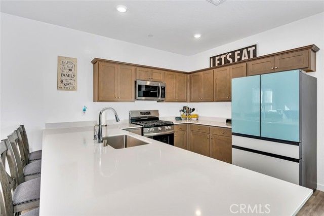 1020 Wayfarer, Madera, CA 93636