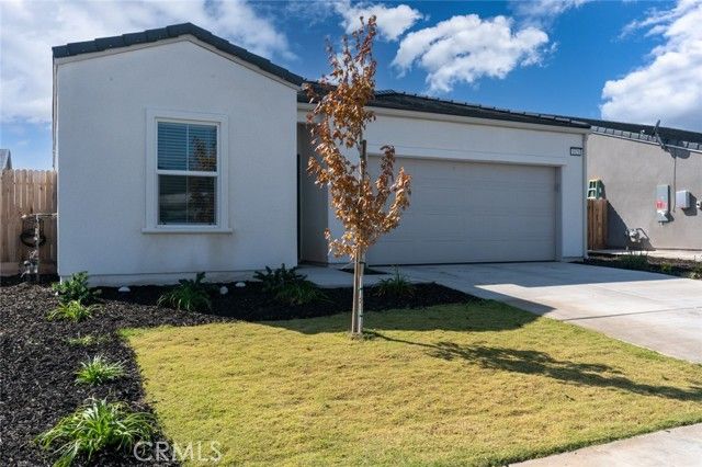 1020 Wayfarer, Madera, CA 93636