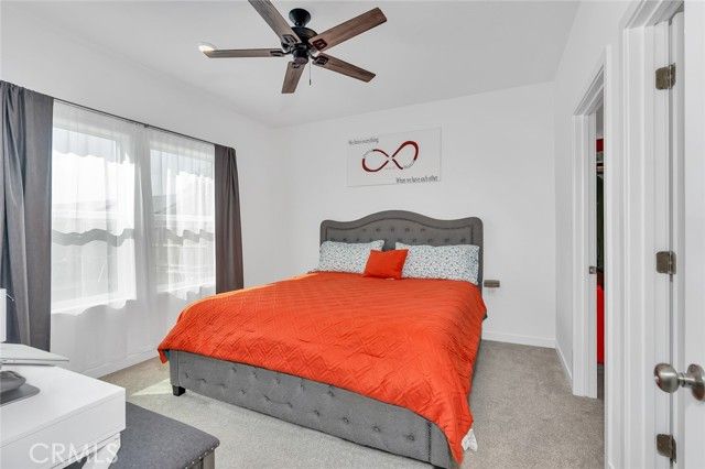 1020 Wayfarer, Madera, CA 93636