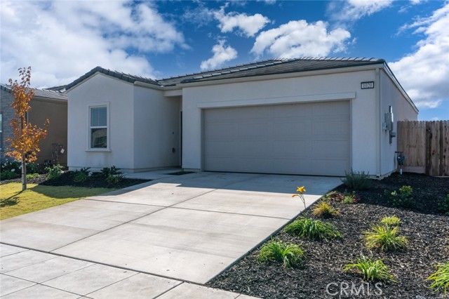 1020 Wayfarer, Madera, CA 93636